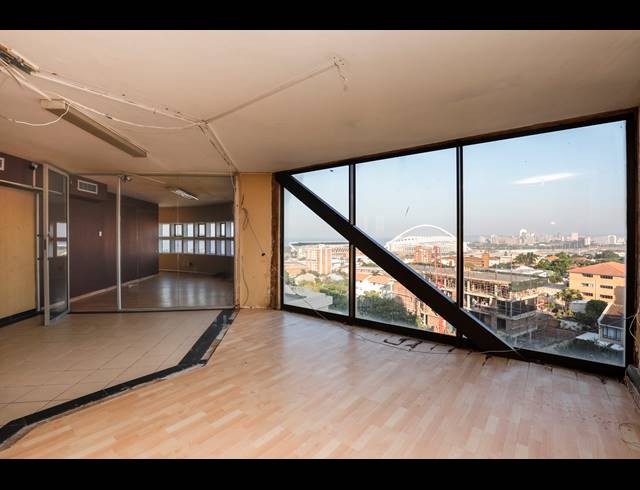 289M² OFFICE FOR SALE IN MORNINGSIDE